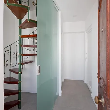 Apartamento Rua Olaias Amora