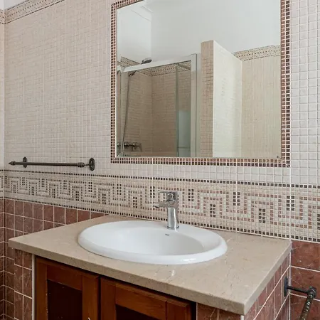 Rua Olaias Apartamento