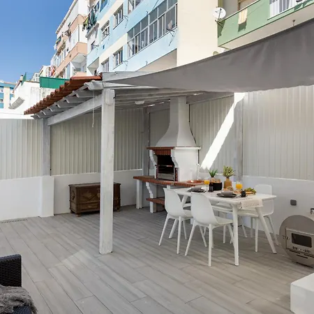 Apartamento Rua Olaias Amora