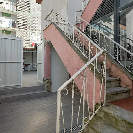 Apartamento Rua Olaias Amora